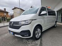 Usata VW Caravelle 204 CV (150 kW) 2024 Bianco pastello Furgone