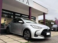 Usata Toyota Yaris Hybrid Trend 92 CV (67 kW) 2022 Argento Berlina