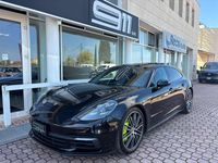 Usata Porsche Panamera S E-Hybrid Sport Turismo 330 CV (242 kW) 2020 Nero jet metallizato Utilitaria