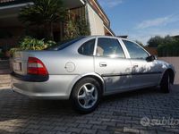 usata Opel Vectra 1.6 - 16 valvole