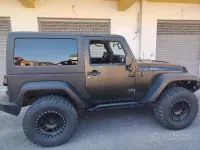 Usata Jeep Wrangler 200 CV (147 kW) 2012 Nero SUV