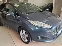 Usata Ford Fiesta Titanium 75 CV (55 kW) 2014 Blu Utilitaria