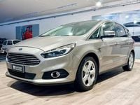 Usata Ford S-MAX Titanium 150 CV (110 kW) 2017 Grigio Monovolume