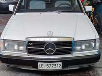 Usata Mercedes 190 75 CV (55 kW) 1989 Bianco Berlina