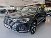 Usata VW Touareg Elegance 231 CV (169 kW) 2023 Grenadill black metallizzato SUV