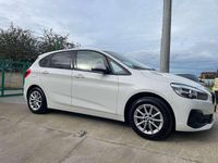 Usata BMW 216 Active Tourer Advantage 116 CV (85 kW) 2018 Bianco Monovolume