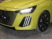 Usata Peugeot 208 Allure 101 CV (74 kW) 2024 Verde Utilitaria