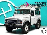 Usata Land Rover Defender S 122 CV (89 kW) 2014 Bianco / pastello SUV