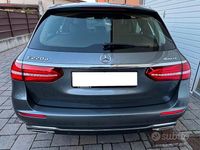 Usata Mercedes E220 Business 194 CV (142 kW) 2018 Grigio Station wagon