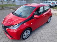 Usata Toyota Aygo X-play 69 CV (50 kW) 2016 Rosso Utilitaria