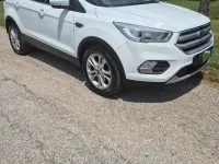 Usata Ford Kuga 120 CV (88 kW) 2019 Bianco SUV