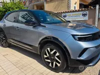 Usata Opel Mokka 131 CV (96 kW) 2025 Grigio SUV