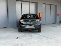 Usata Opel Corsa Elegance 101 CV (74 kW) 2021 Nero Utilitaria
