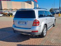 Usata Mercedes GL320 224 CV (164 kW) 2007 Grigio SUV
