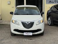 Usata Lancia Ypsilon 69 CV (50 kW) 2014 Bianco Utilitaria