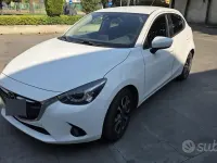 Usata Mazda 2 105 CV (77 kW) 2016 Bianco Utilitaria