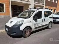 Usata Peugeot Bipper 73 CV (53 kW) 2011 Bianco Monovolume