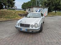 Usata Mercedes CLK230 193 CV (141 kW) 1997 Grigio Coupé