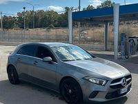 Usata Mercedes 180 116 CV (85 kW) 2019 Grigio Berlina