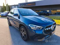 Usata Mercedes GLA180 136 CV (100 kW) 2022 Blu SUV