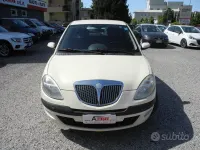Usata Lancia Ypsilon 80 CV (58 kW) 2005 Bianco Utilitaria