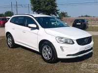 Usata Volvo XC60 150 CV (110 kW) 2016 Bianco SUV