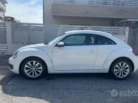Usata VW Beetle 101 CV (74 kW) 2015 Bianco Utilitaria