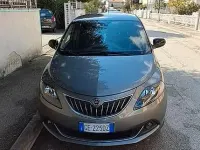 Usata Lancia Ypsilon 69 CV (50 kW) 2021 Grigio Utilitaria