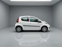 Usata Peugeot 107 Active 68 CV (50 kW) 2010 Bianco Utilitaria