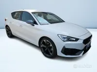 Usata Cupra Leon 150 CV (110 kW) 2024 Bianco Berlina