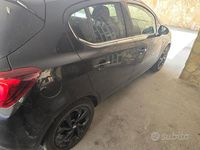 Usata Opel Corsa 90 CV (66 kW) 2017 Nero Berlina