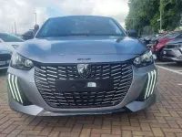 Usata Peugeot 208 Allure 101 CV (74 kW) 2024 Grigio scuro Utilitaria
