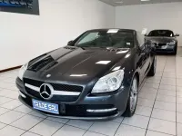Usata Mercedes SLK200 184 CV (135 kW) 2012 Grigio scuro Cabrio