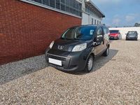 Usata Peugeot Bipper Family 75 CV (55 kW) 2012 Nero Monovolume