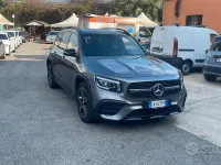 Usata Mercedes GLB200 Premium 150 CV (110 kW) 2022 Grigio SUV