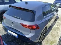 Usata VW Golf VIII Style 131 CV (96 kW) 2022 Dolphin grey metallizzato Berlina