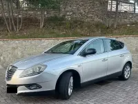 Usata Lancia Delta 120 CV (88 kW) 2011 Grigio Utilitaria