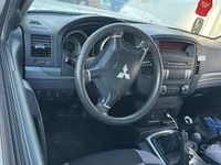 Usata Mitsubishi Pajero 200 CV (147 kW) 2011 Bianco SUV