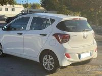 Usata Hyundai i10 67 CV (49 kW) 2015 Bianco Utilitaria