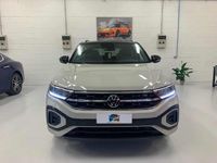 Usata VW T-Roc R-line 116 CV (85 kW) 2023 Grigio SUV