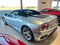 Usata Ferrari 360 400 CV (294 kW) 2002 Grigio Cabrio