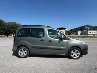 Usata Peugeot Partner Tepee Outdoor 115 CV (84 kW) 2012 Verde Monovolume