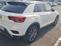 Usata VW T-Roc Advance 115 CV (84 kW) 2019 Bianco SUV