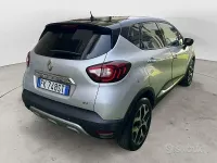Usata Renault Captur Intens 110 CV (80 kW) 2017 Grigio SUV