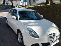 Usata Alfa Romeo Giulietta Progression 120 CV (88 kW) 2015 Bianco Utilitaria