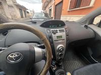 Usata Toyota Yaris Sol 65 CV (47 kW) 2006 Utilitaria