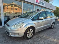 Usata Ford S-MAX Titanium 140 CV (102 kW) 2008 Argento Monovolume