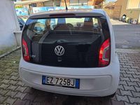 Usata VW up! move up! 60 CV (44 kW) 2015 Bianco Utilitaria