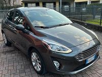 Gebraucht Ford Fiesta 86 PS (63 kW) 2019 Grau Limousine