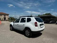 Usata Dacia Duster Ambiance 109 CV (80 kW) 2016 Bianco SUV